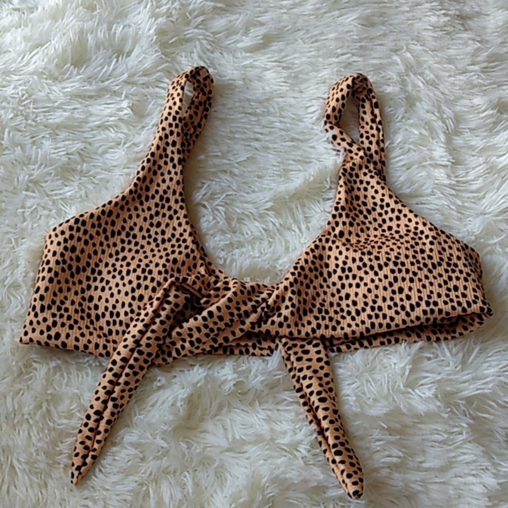 Creme black dot bathing suit top